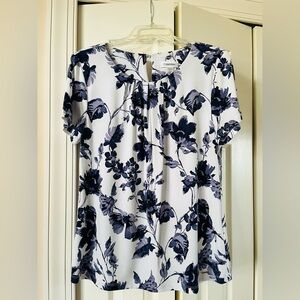 Calvin Klein Women's Floral Blouse - Navy and White